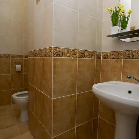Opera House Apartment *